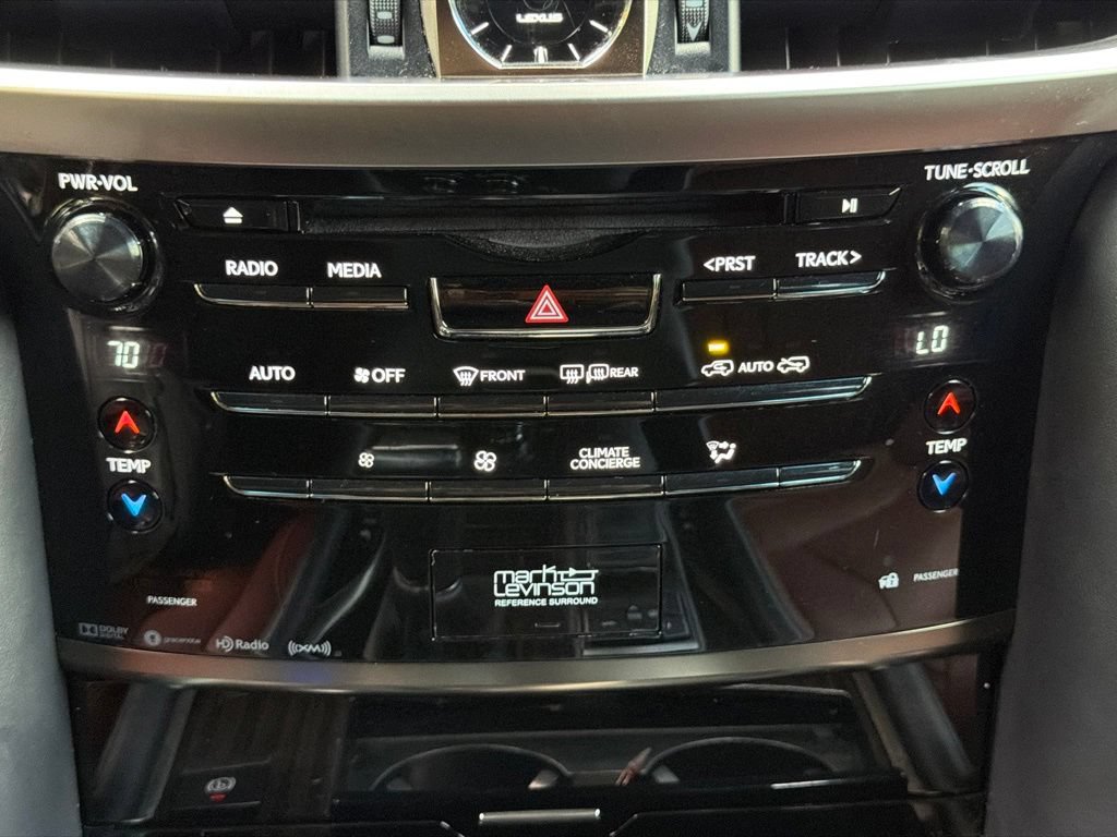 Used 2021 Lexus LX 570 4WD w/ Sport Package image 31