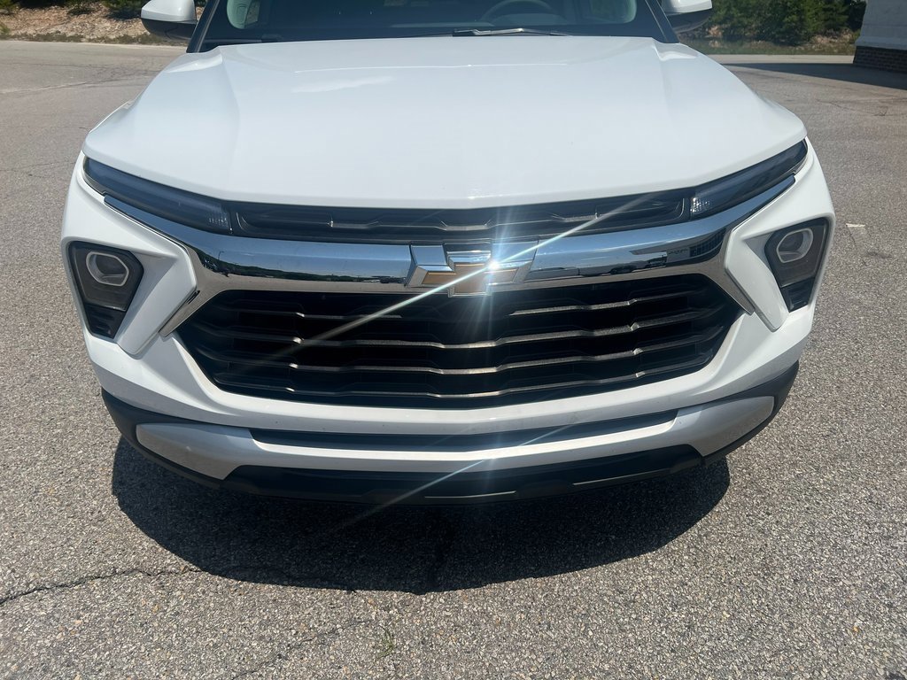 Used 2024 Chevrolet TrailBlazer LT image 5