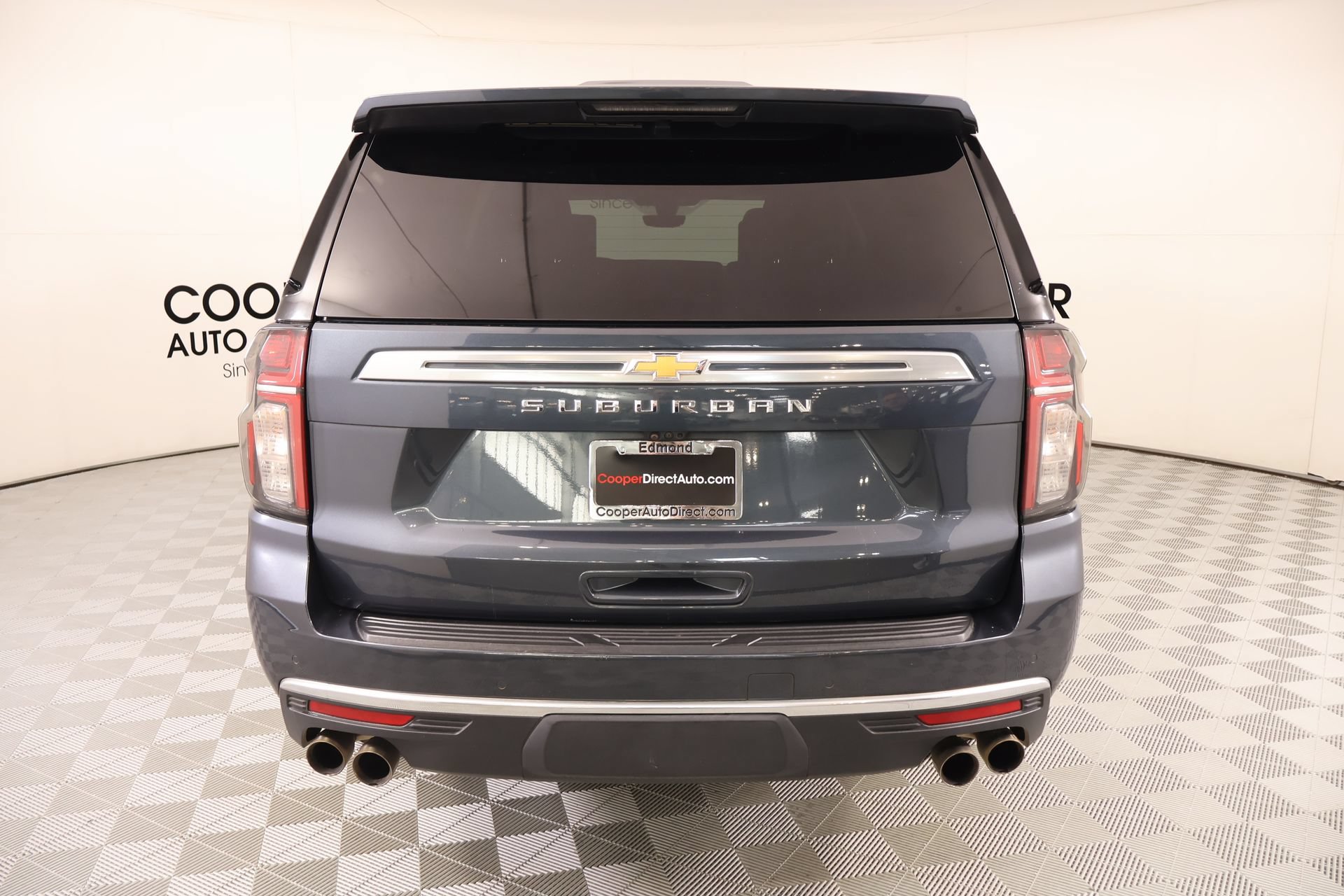 Used 2021 Chevrolet Suburban High Country AWD/4WD image 24