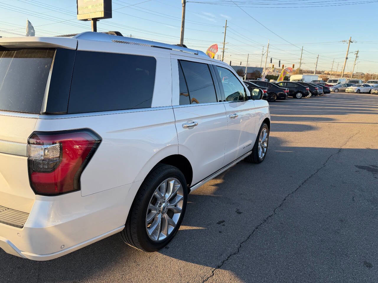 Used 2018 Ford Expedition Platinum image 45