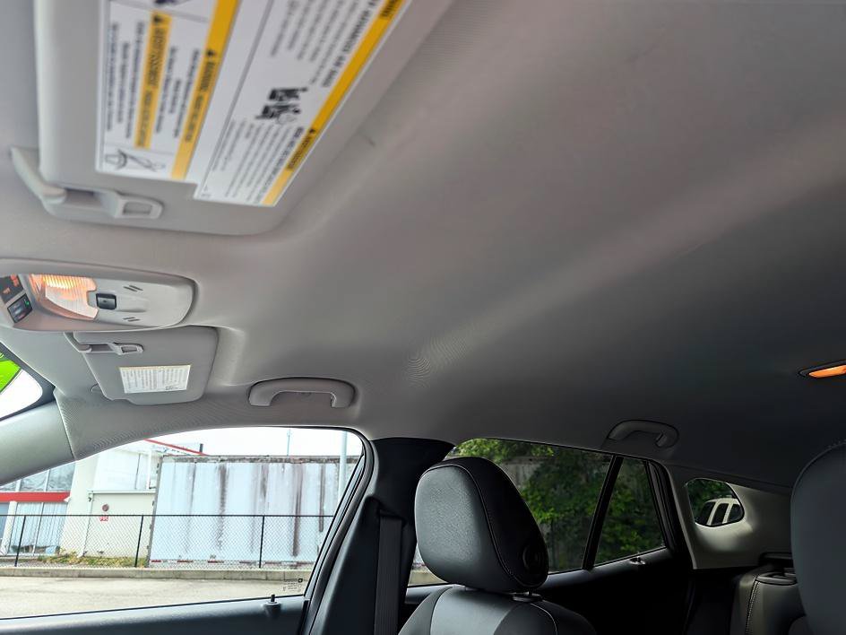 Used 2025 Chevrolet Trax LT FWD image 23