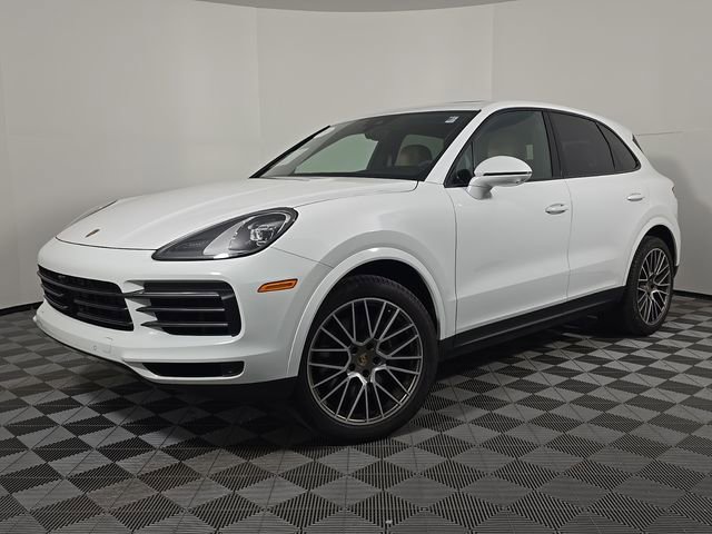 Certified 2023 Porsche Cayenne Platinum Edition image 1