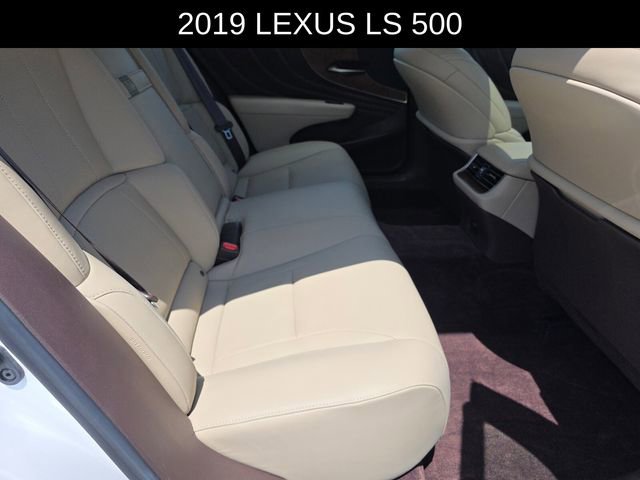 Used 2019 Lexus LS 500 w/ Accessory Package (Z2) RWD image 13