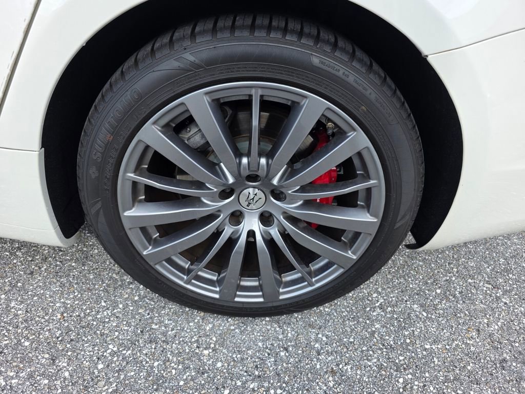 Used 2022 Maserati Ghibli Modena image 17