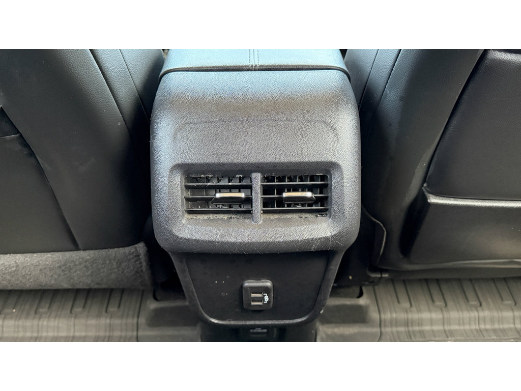 Certified 2023 GMC Terrain SLT w/ Tech Package image 21