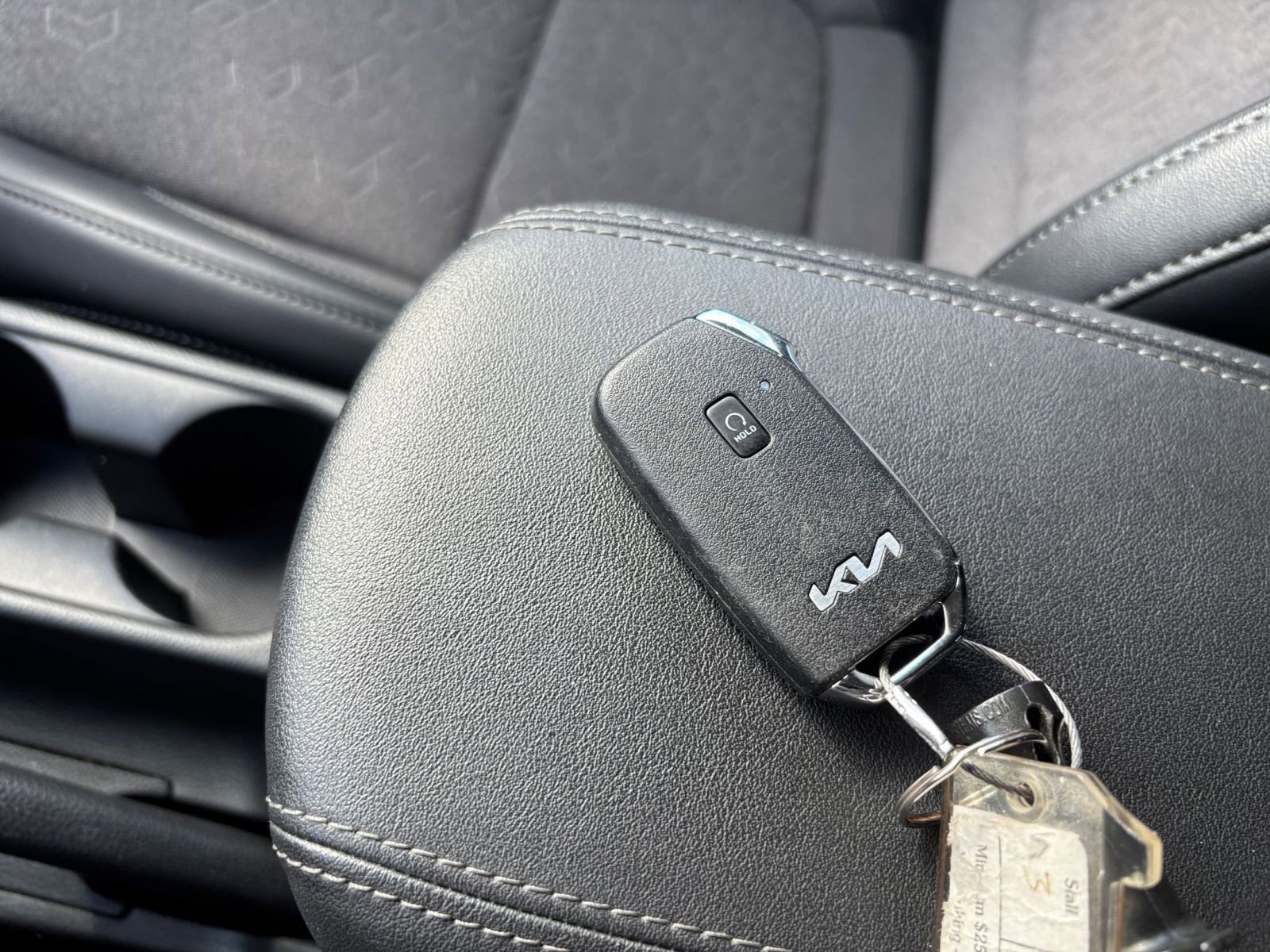 Used 2025 Kia Seltos S image 27