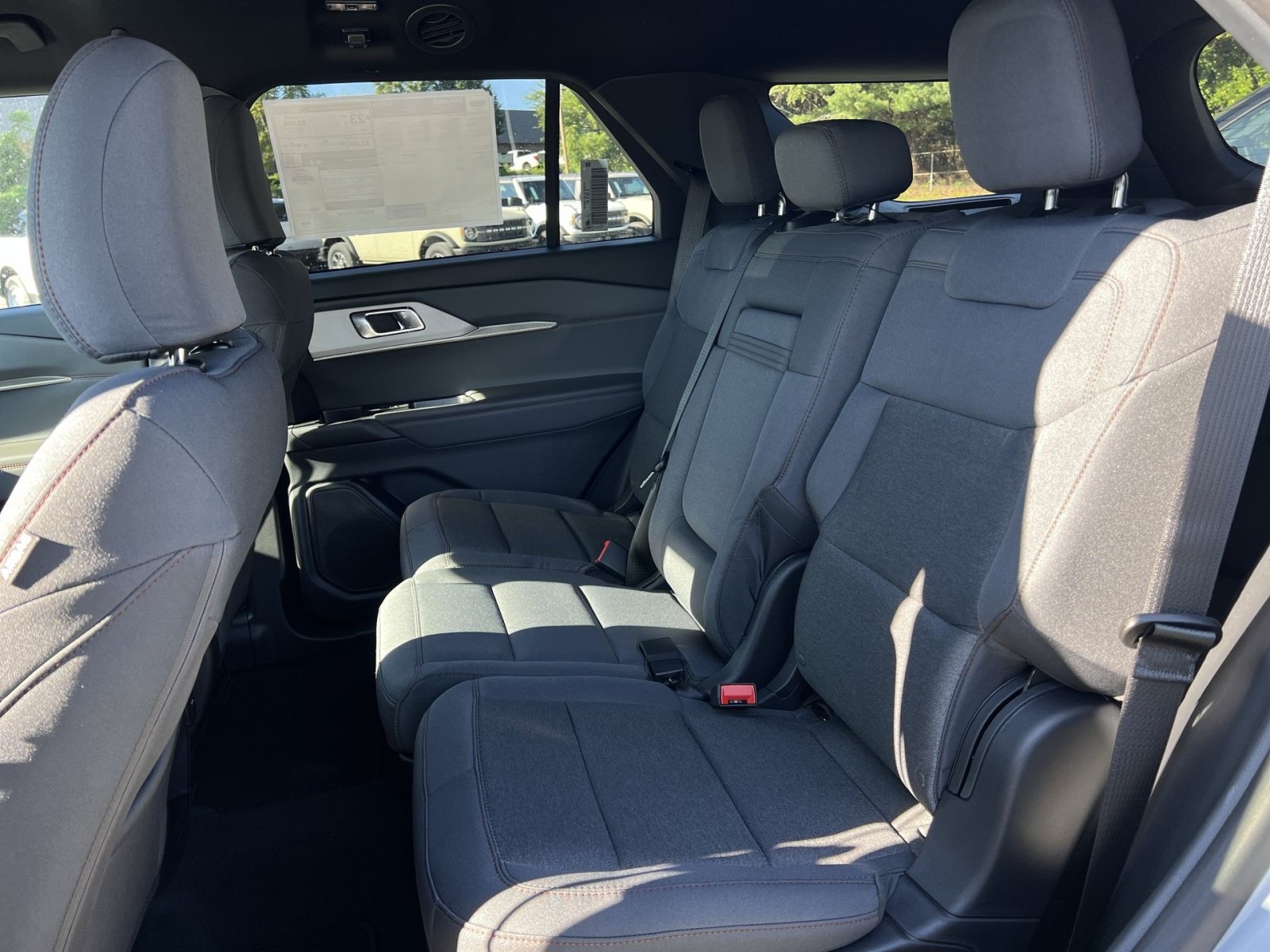 New 2027 Ford Explorer Active AWD/4WD image 24