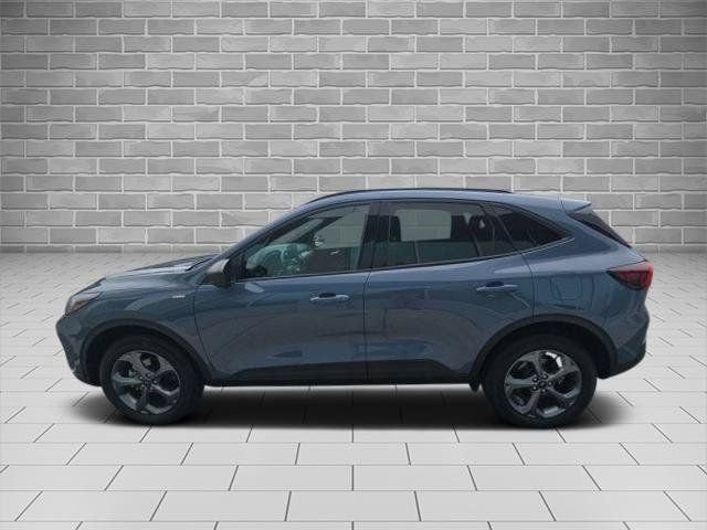 Certified 2025 Ford Escape ST-Line w/ Cold Weather Package AWD/4WD image 8