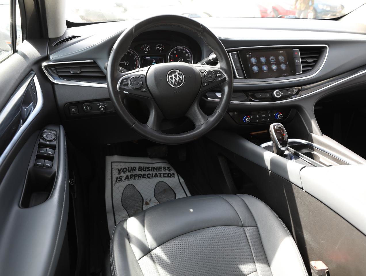 Used 2019 Buick Enclave Essence AWD/4WD image 17
