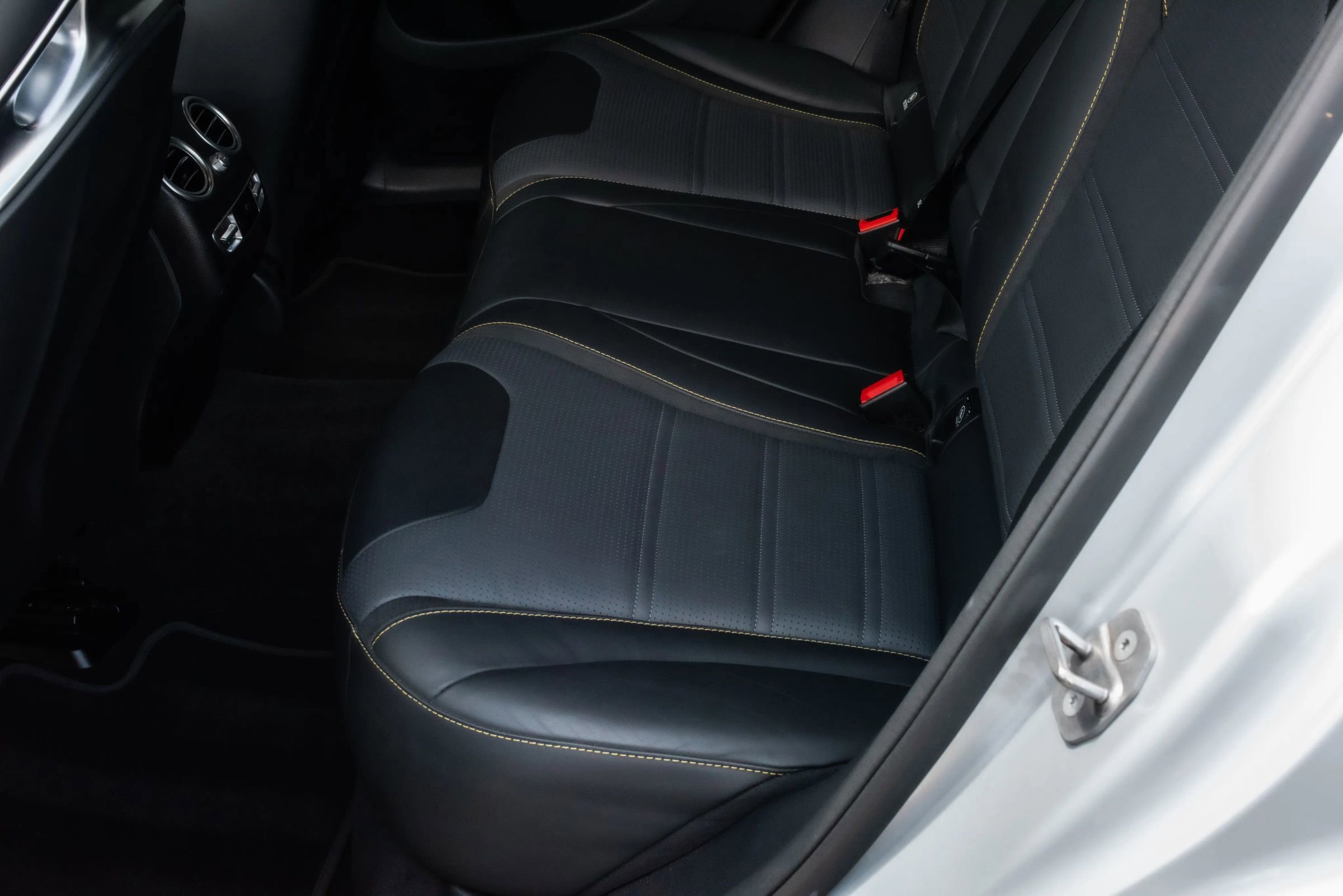 Used 2020 Mercedes-Benz GLC 63 AMG 4MATIC image 24