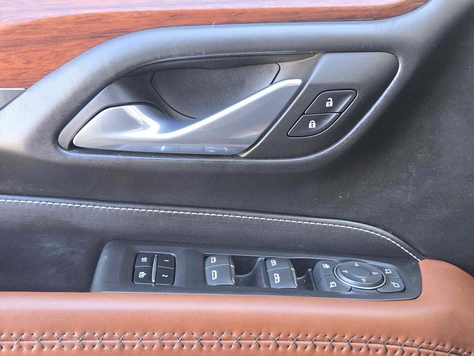 Certified 2023 GMC Yukon XL Denali Ultimate image 21