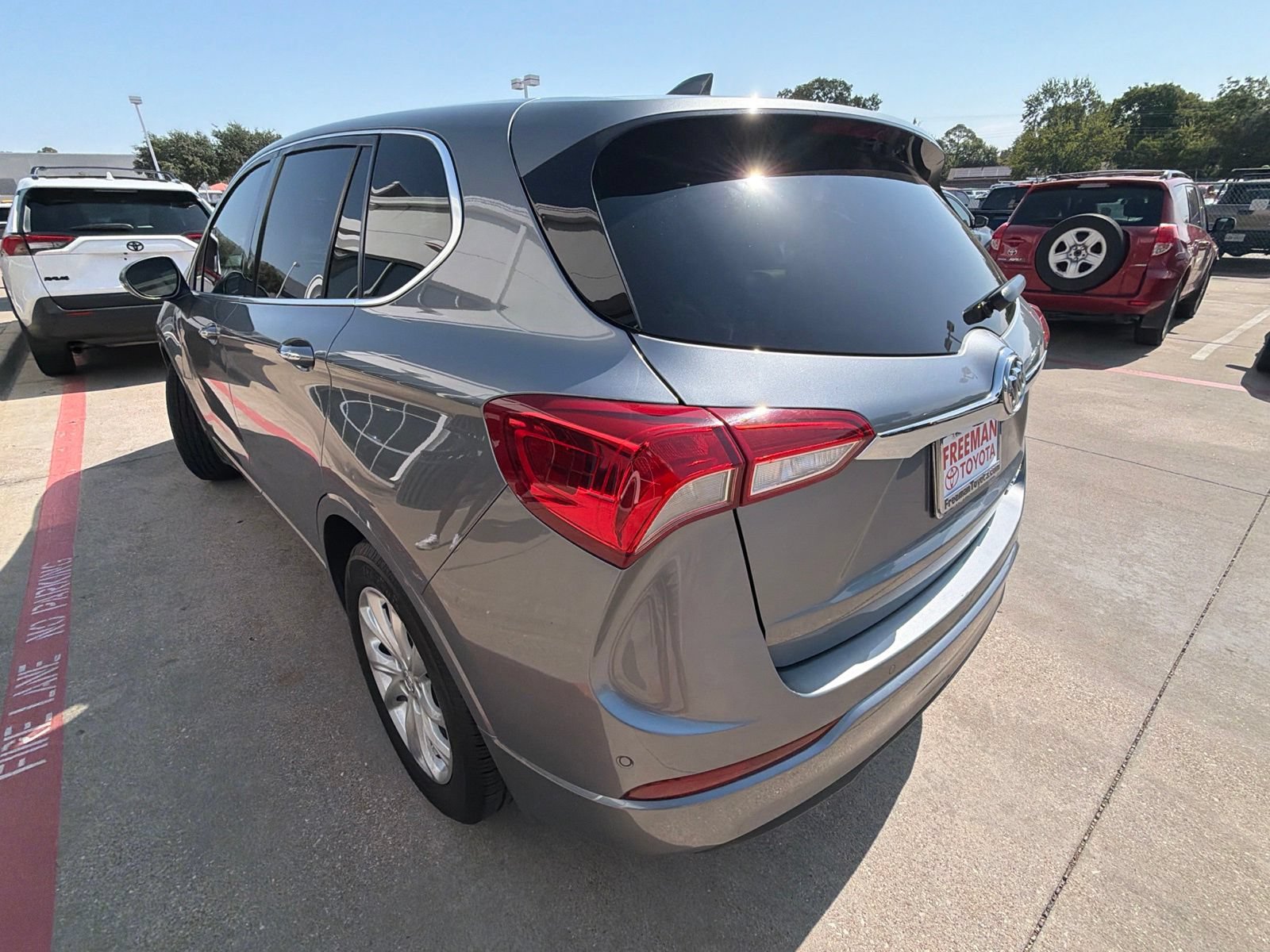 Used 2020 Buick Envision Preferred w/ LPO, Cargo Package FWD image 9