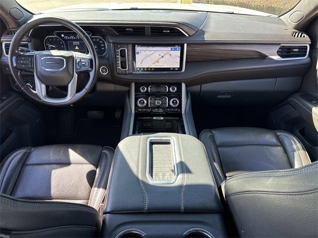 Used 2021 GMC Yukon Denali w/ Denali Premium Package image 19
