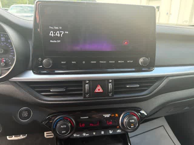 Used 2023 Kia Forte GT-Line w/ GT-Line Technology Package FWD image 19