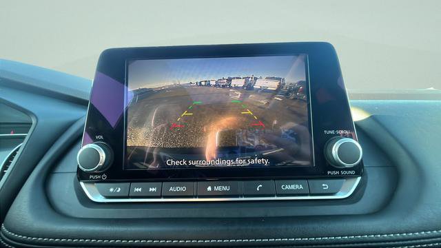 Used 2023 Nissan Rogue SV w/ SV Premium B Package image 14