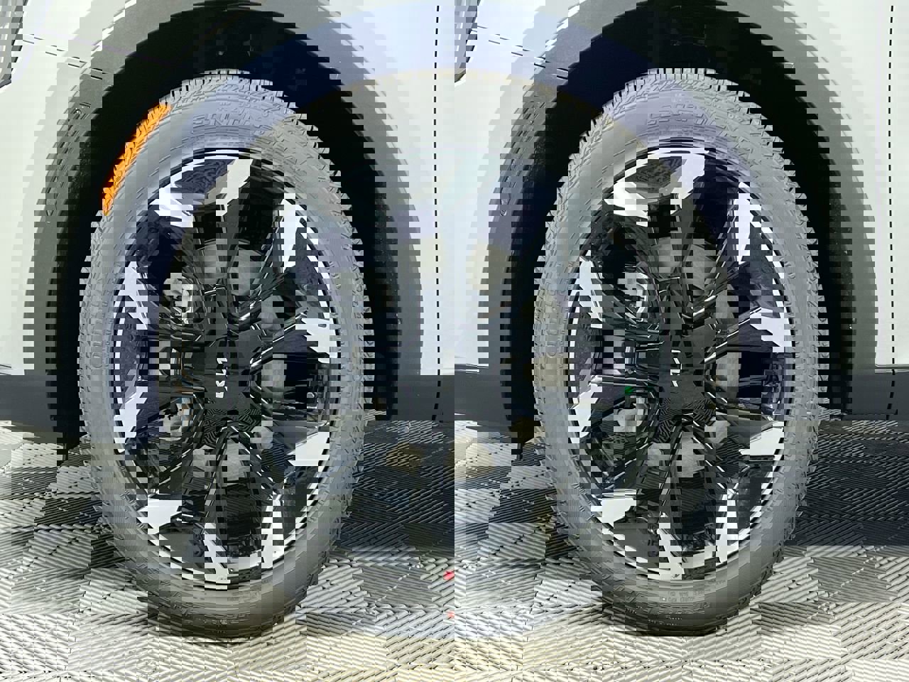 New 2026 Kia Sorento EX image 13