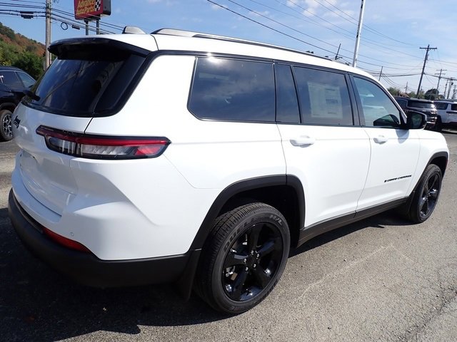 New 2025 Jeep Grand Cherokee L Altitude image 7