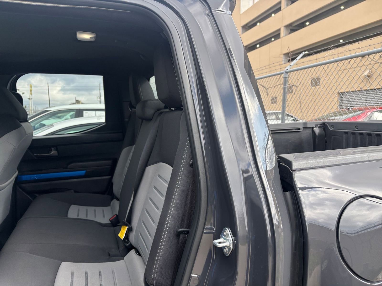 Used 2025 Toyota Tacoma TRD Off-Road image 37