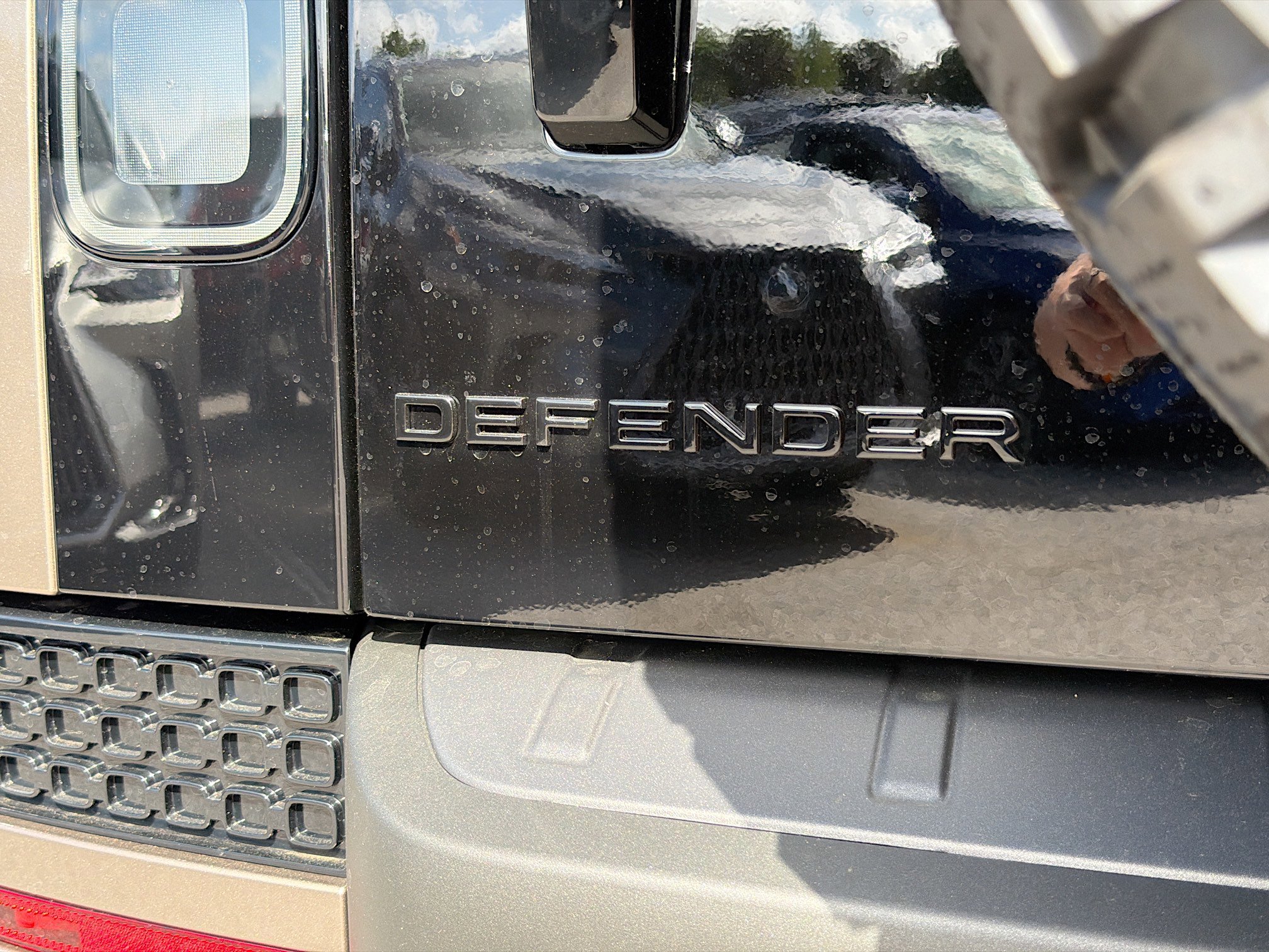 New 2026 Land Rover Defender 110 OCTA image 11