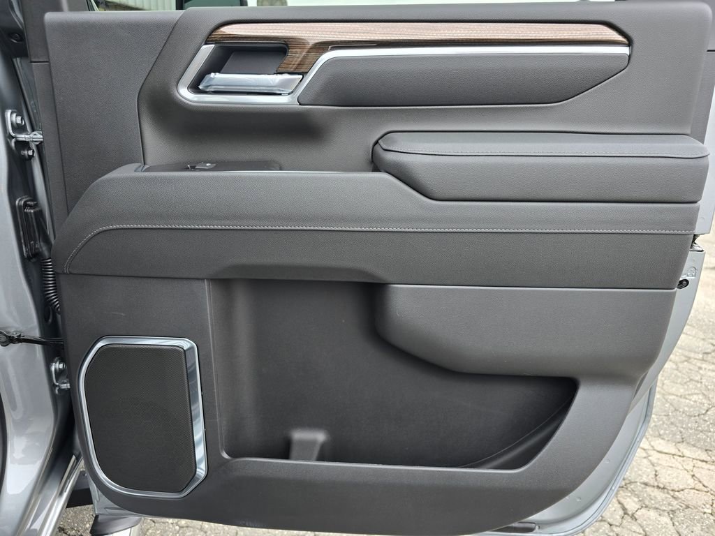 New 2026 Chevrolet Silverado 3500 LT w/ All Star Edition image 38