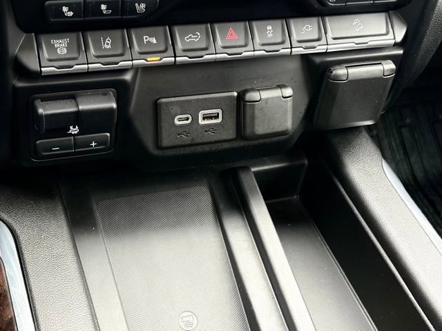 Used 2020 GMC Sierra 3500 Denali w/ Denali Ultimate Package image 24