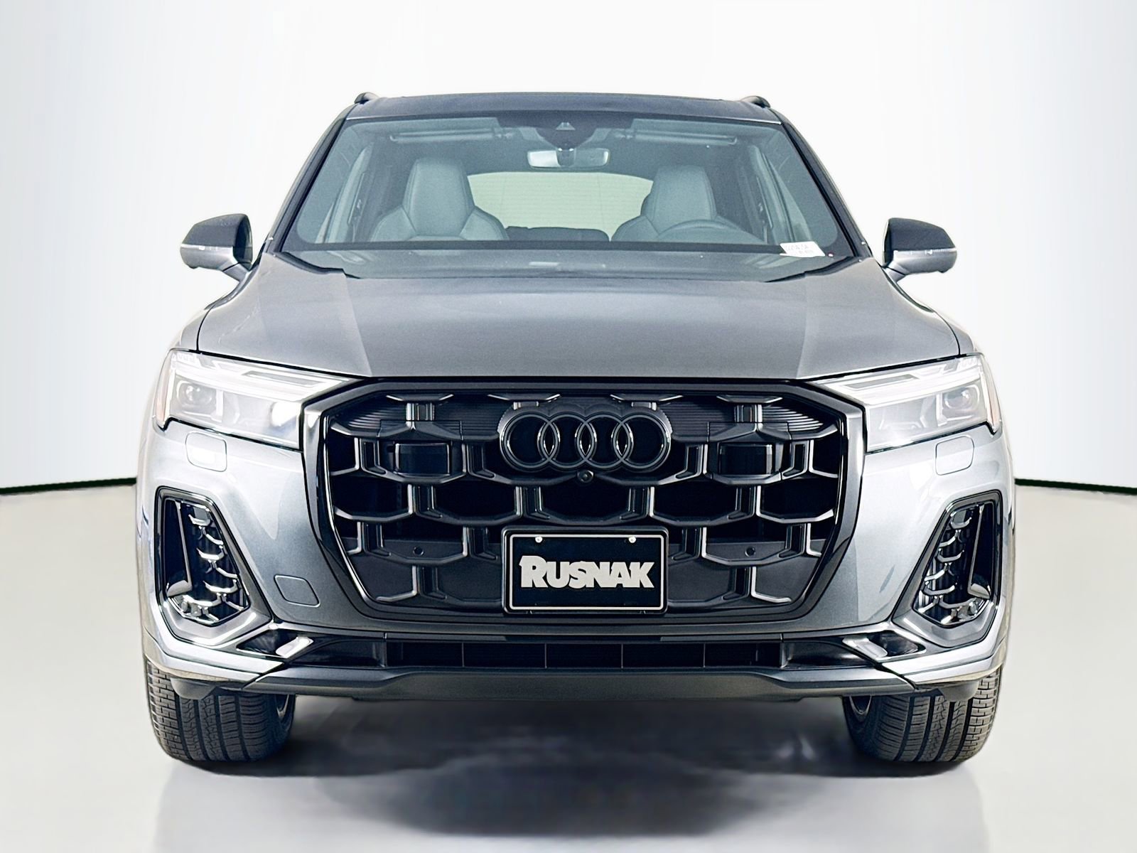 New 2026 Audi SQ7 Premium Plus AWD/4WD image 2