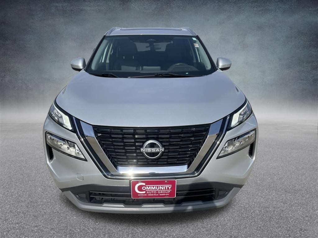 Used 2023 Nissan Rogue SV w/ SV Premium B Package image 10