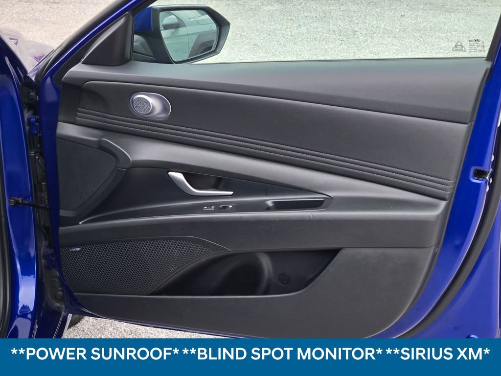 Used 2024 Hyundai Elantra Limited image 7