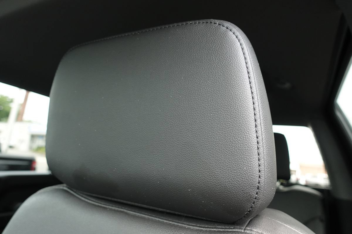 Used 2022 Chevrolet Silverado 2500 W/T w/ WT Convenience Package AWD/4WD image 17