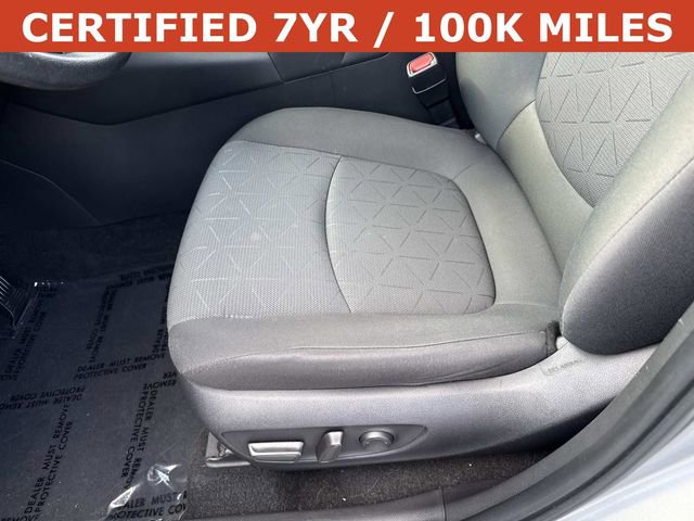 Used 2023 Toyota RAV4 XLE AWD/4WD image 15