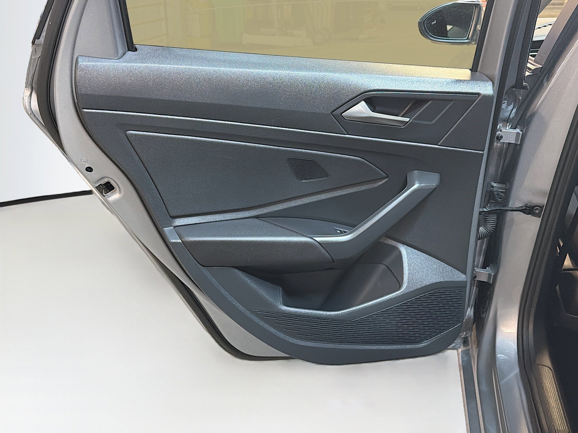 Used 2025 Volkswagen Jetta S FWD image 25