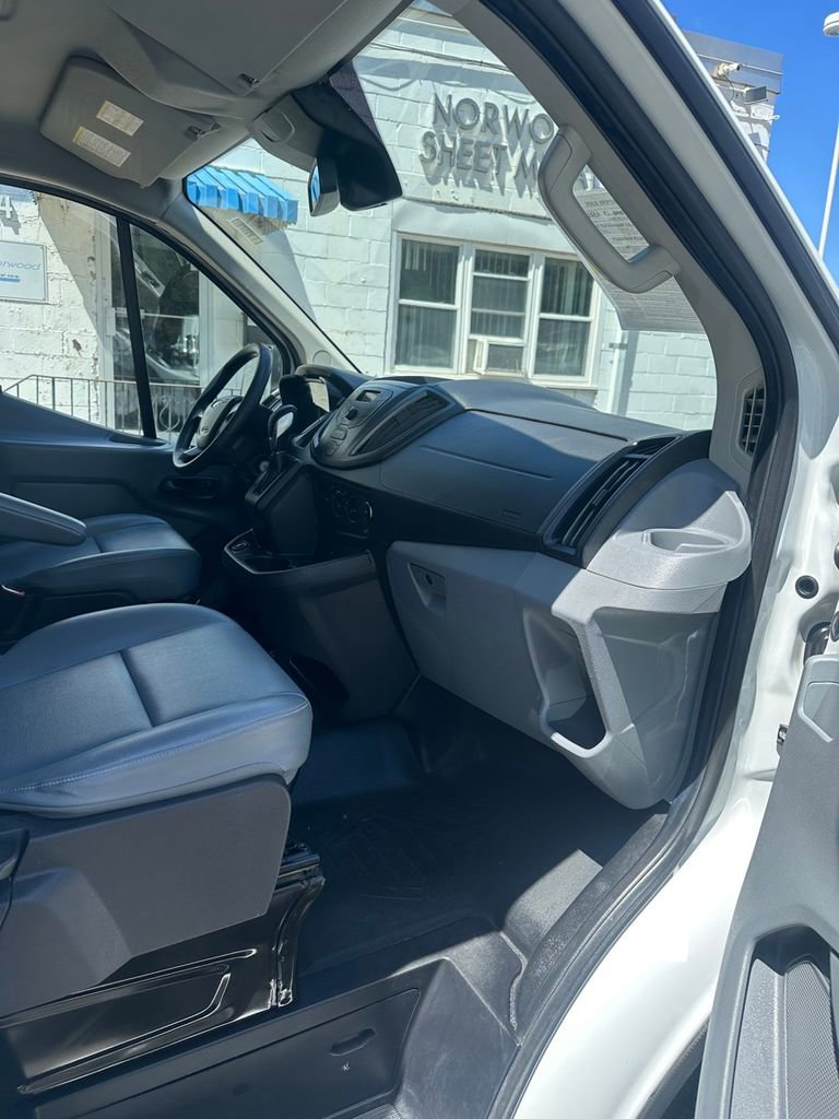 Used 2019 Ford Transit 150 148 Low Roof RWD image 30