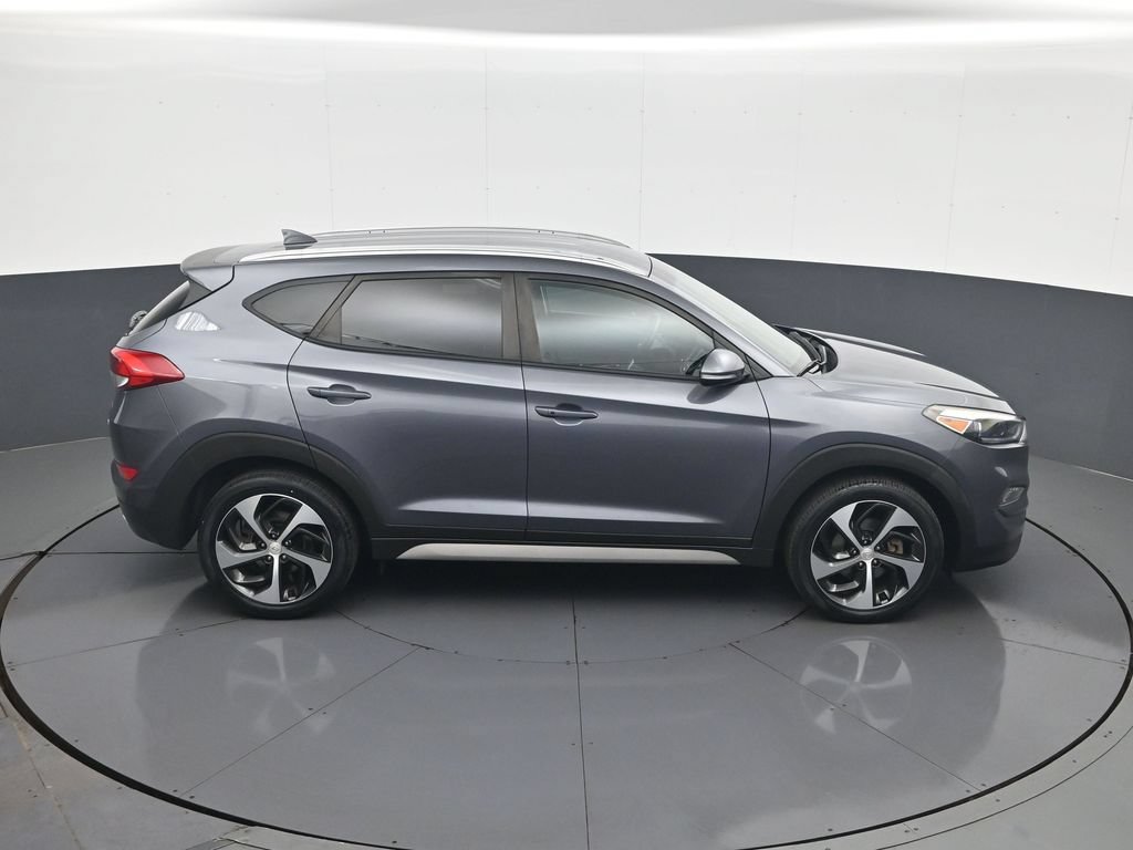 Used 2018 Hyundai Tucson Sport w/ Cargo Package FWD image 17