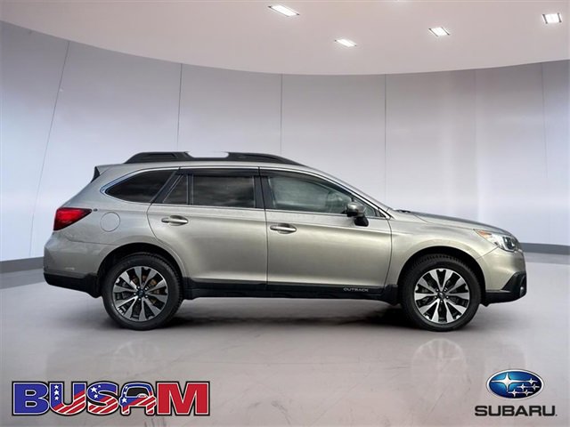 Used 2015 Subaru Outback 3.6R Limited image 4