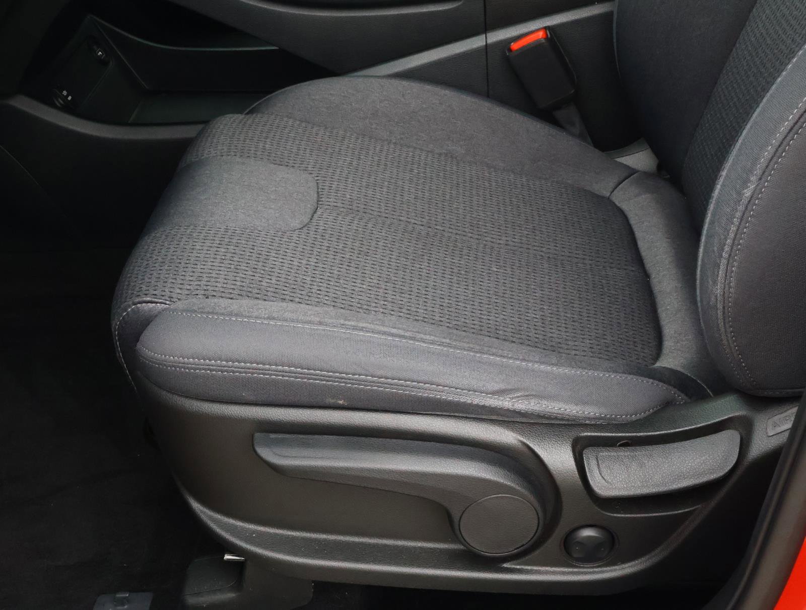 Certified 2023 Hyundai Santa Fe SE FWD image 12