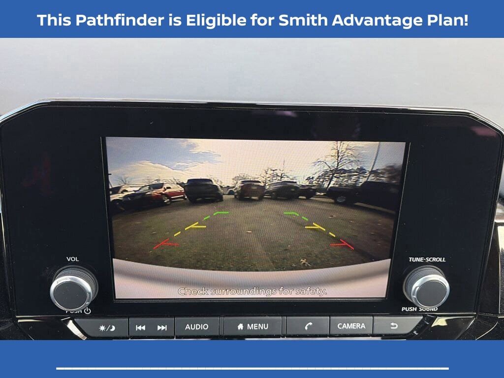Certified 2025 Nissan Pathfinder SV image 16