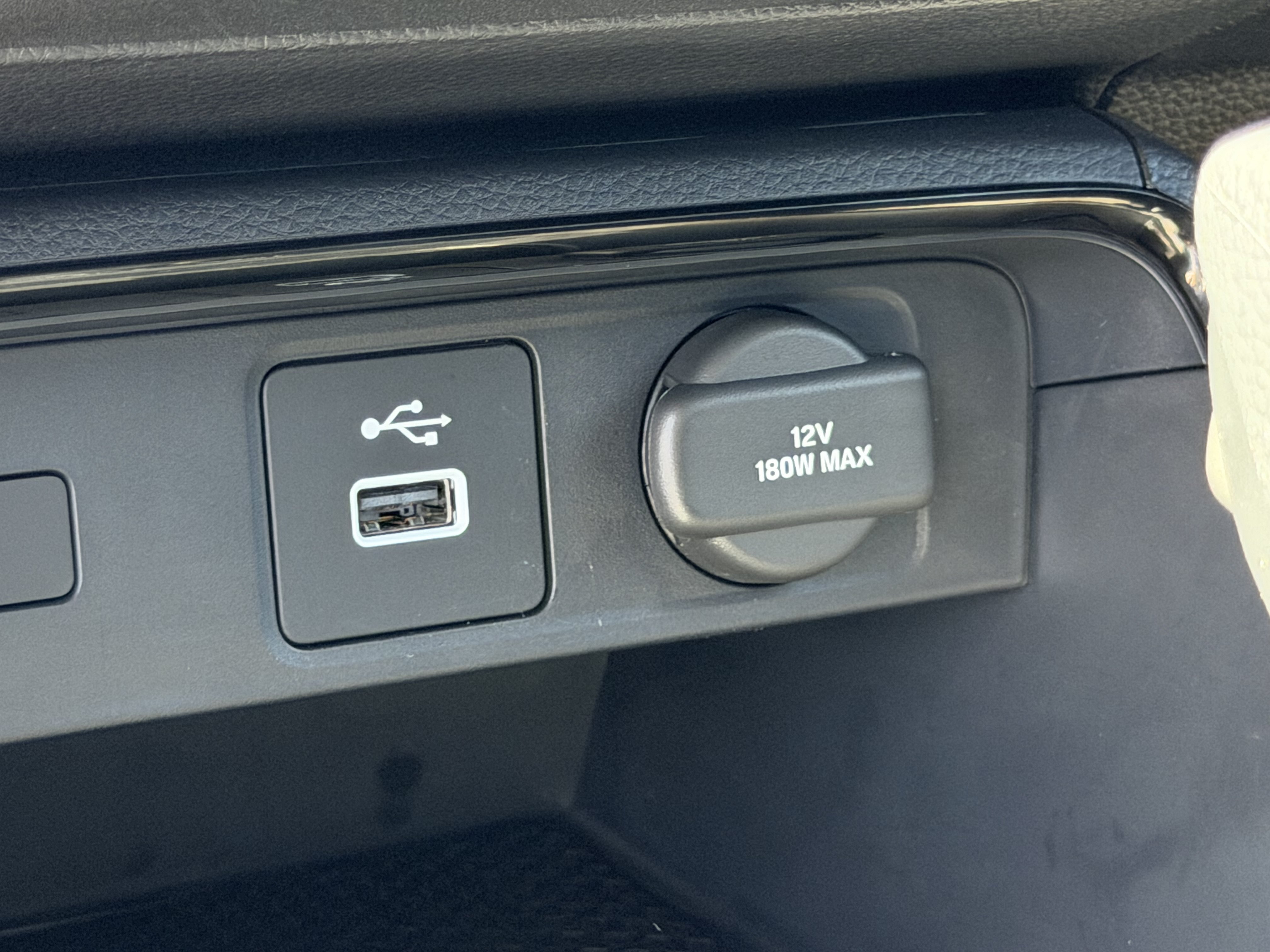 Used 2025 Honda CR-V LX image 27