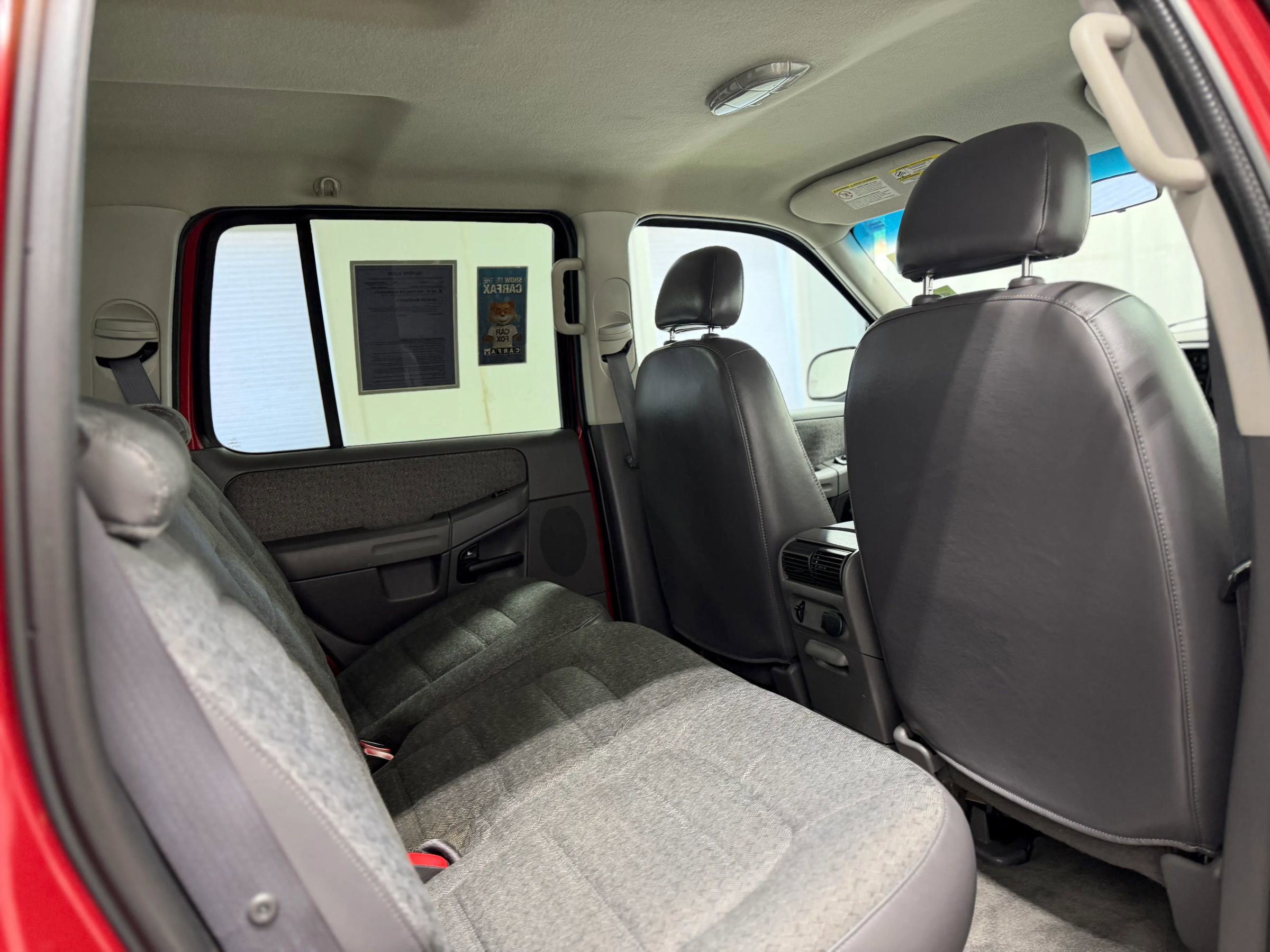 Used 2002 Ford Explorer XLS AWD/4WD image 30