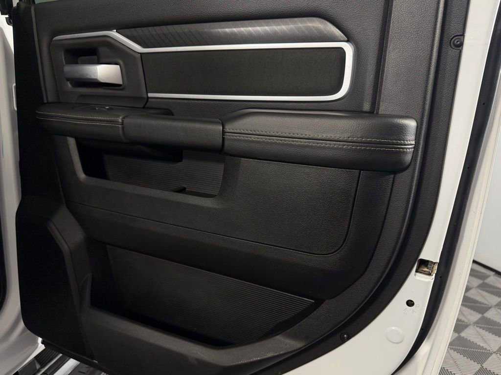 Used 2025 RAM 2500 Big Horn image 28
