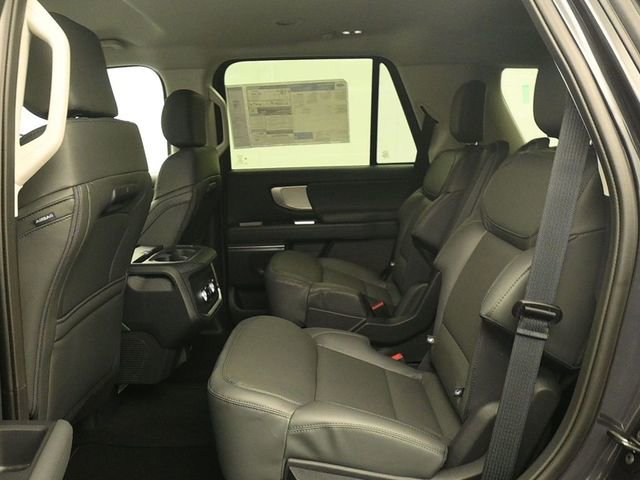 New 2026 Ford Expedition Active AWD/4WD image 10
