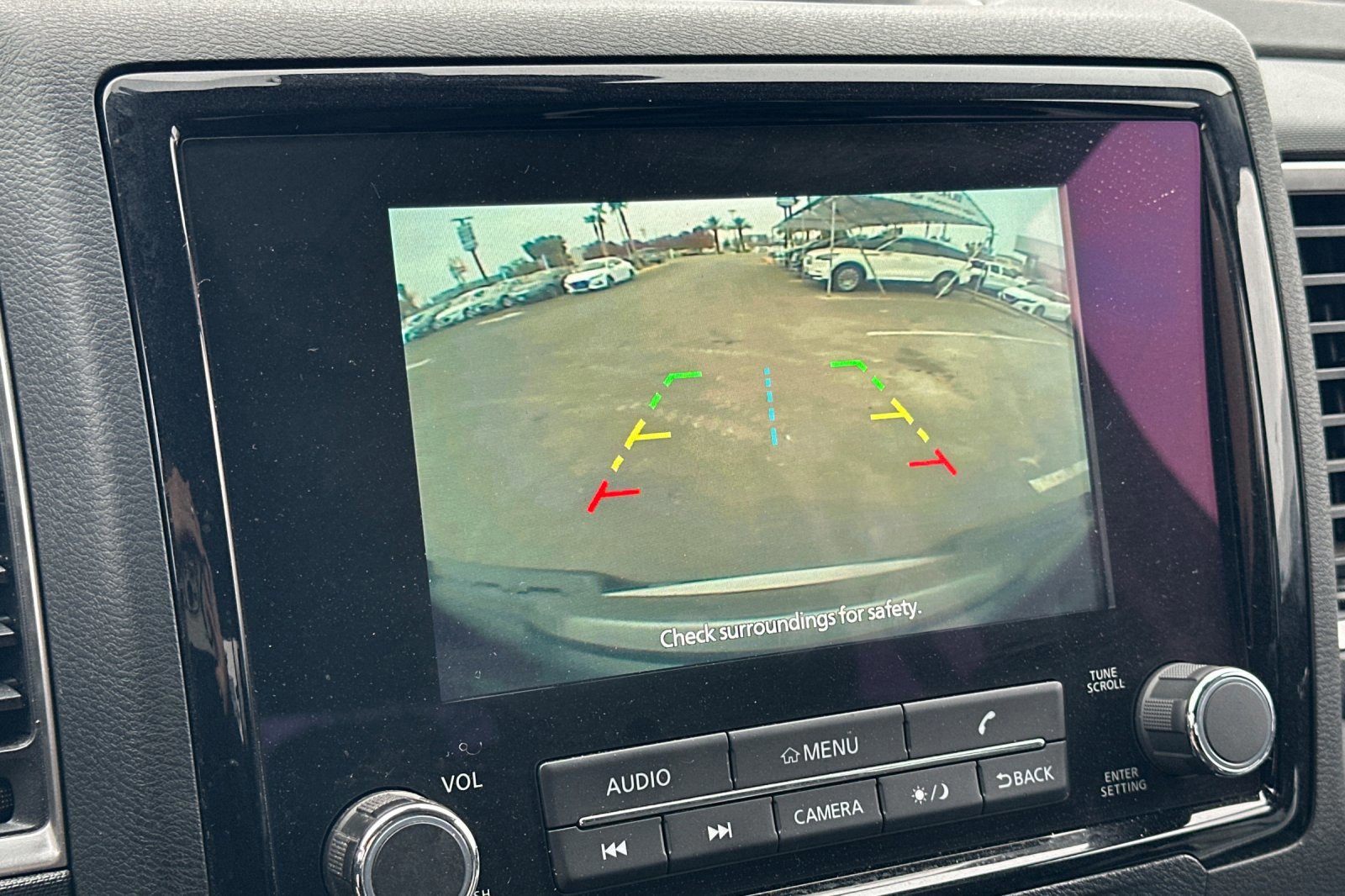 Used 2022 Nissan Frontier SV image 18