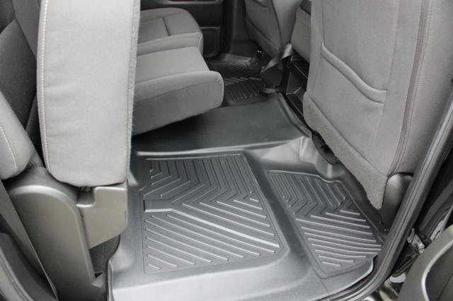 Used 2018 Chevrolet Silverado 1500 LT w/ All Star Edition image 27