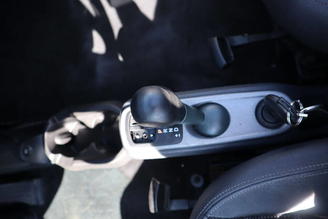 Used 2009 smart fortwo passion image 7