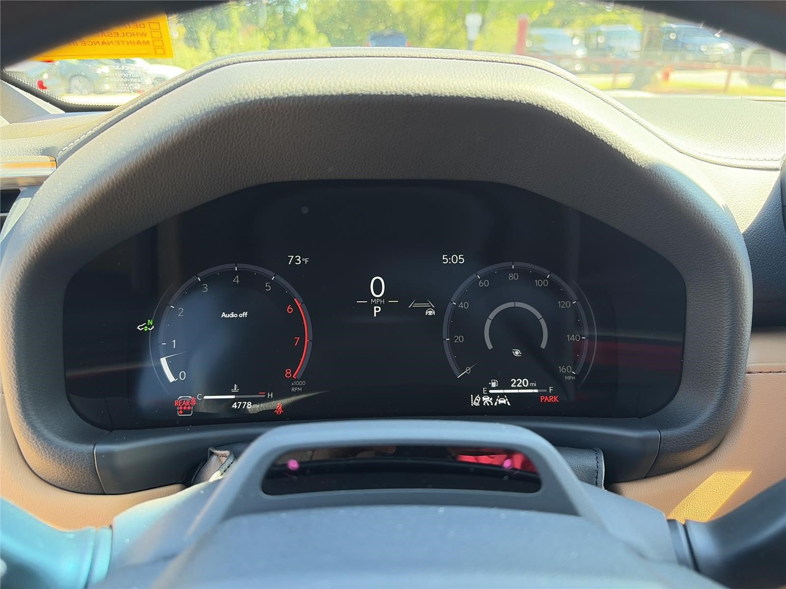 Used 2025 Lexus LX 600 4WD w/ Appearance Package image 9