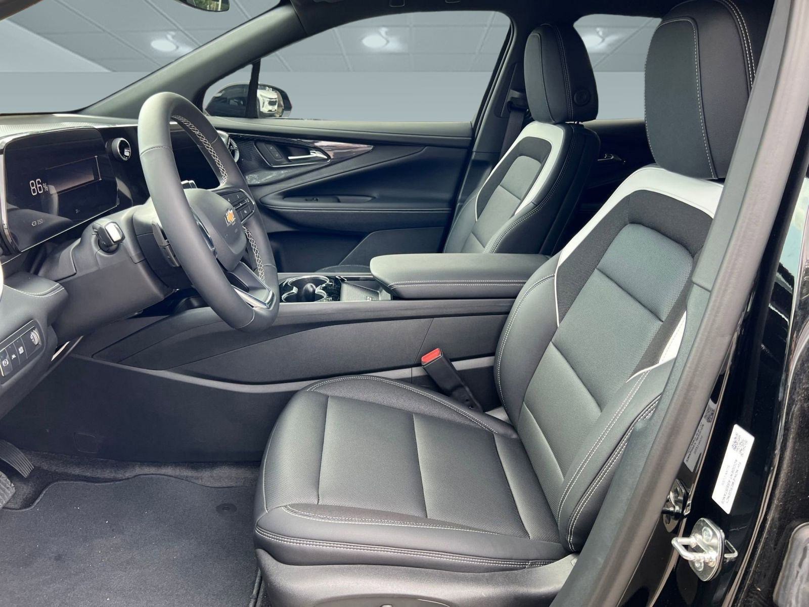 New 2025 Chevrolet Blazer EV LT image 5