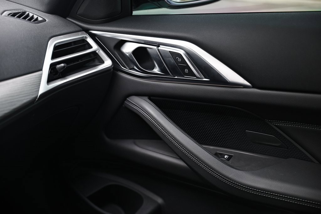 Used 2025 BMW 430i xDrive Coupe w/ M Sport Package image 40