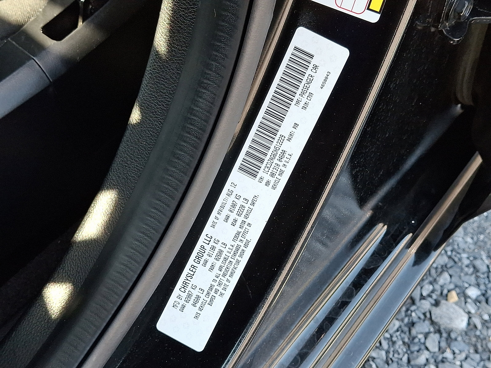 Used 2013 Dodge Avenger SE image 26