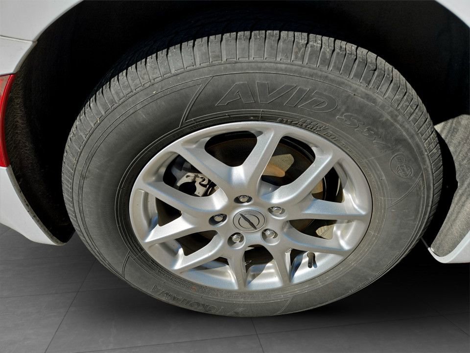 Used 2024 Chrysler Pacifica Touring-L image 34