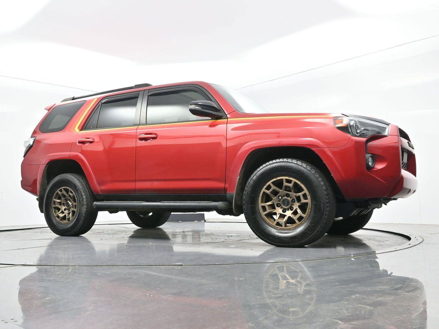 Used 2023 Toyota 4Runner 40th Anniversary SE AWD/4WD image 43