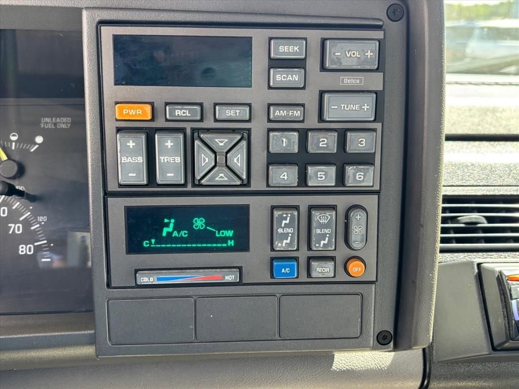 Used 1993 Chevrolet Silverado 1500 2WD Regular Cab image 5